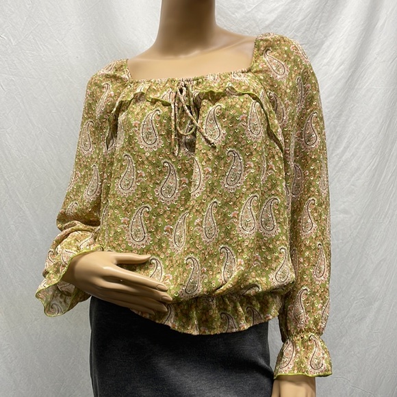 DR2 Tops Dr2 Nordstroms Rack Womens Green Paisley Ruffle Blouse